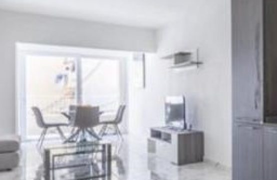 Tigne&#8217; Sliema fully furnished 2 double bedroom apartment