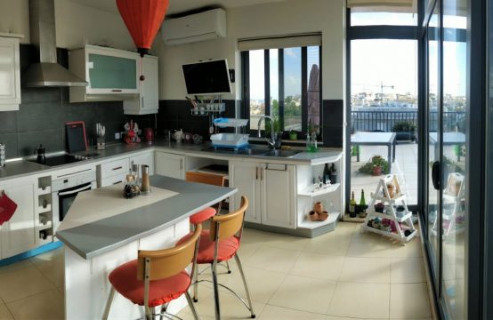 Marsascala furnished spacious 2 double bedroom penthouse with sea &#038; country views