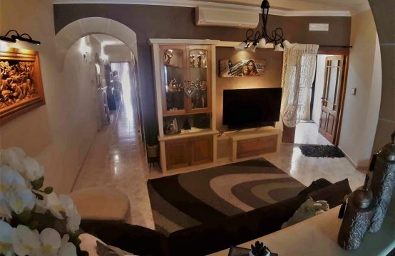 Tarxien ready to move into first floor 3 bedroom maisonette