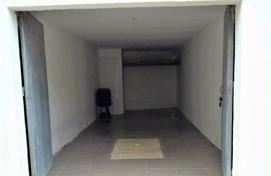 Kalkara finished street level 2-car garage