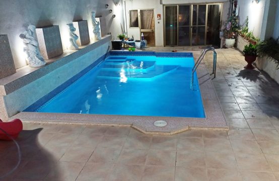 Fgura furnished 4-bedroom terraced house with swimming pool &#038; garage