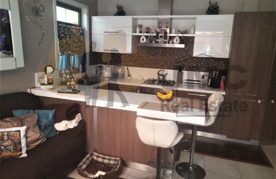 Qormi fully furnished 2 double bedroom penthouse