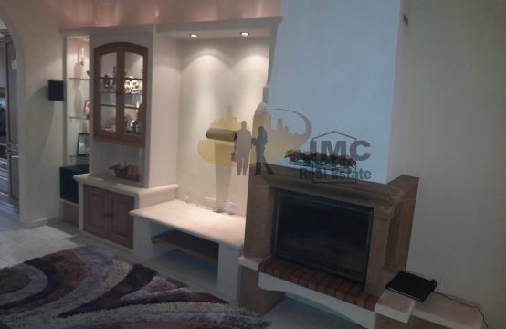 Marsa 3 bedroom apartment with own roof &#038; airpsace