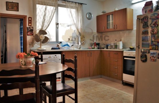 Birkirkara partly furnished 2 bedroom maisonette