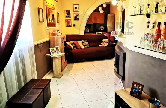 Zabbar fully furnished corner 3 bedroom apartment with airspace
