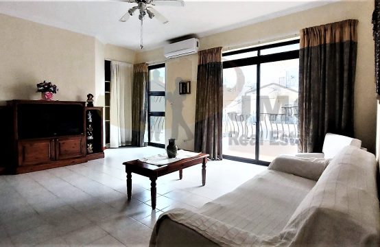 Marsascala fully furnished 3 double bedroom apartment