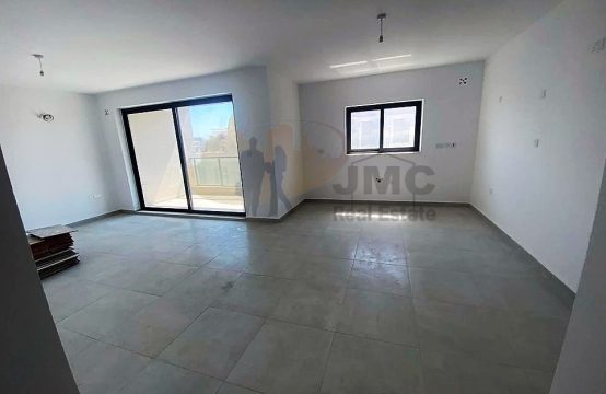 Qawra fully finished 2 bedroom apartment