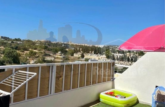 Paola (Rahal Gdid) furnished penthouse with green views