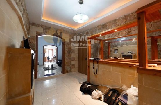 Paola (Rahal Gdid) furnished spacious 3 bedroom apartment