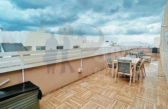 Mosta fully furnished 2 double bedroom penthouse with airspace