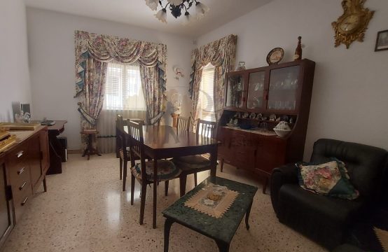 Zebbug (Malta) furnished 2 bedroom maisonette