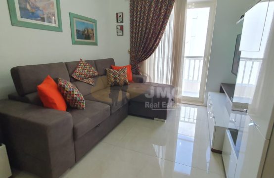 Qawra Fully Furnished 2 bedroom apartment