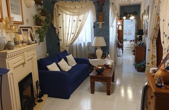 Tarxien partly furnished 3 bedroom apartment with roof