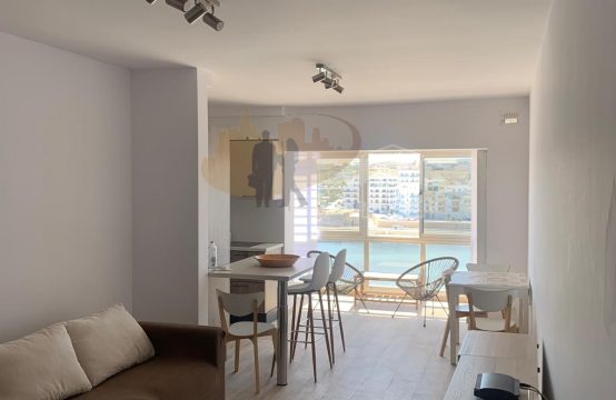 Qawra 2 bedroom apartment with sea view