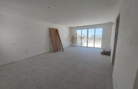 Zejtun 3 bedroom penthouse with splash pool